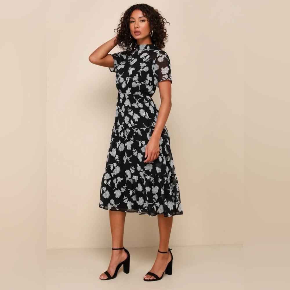 Floral Dressed Up Black Floral Print Midi Dress size small - Picture 3 of 4